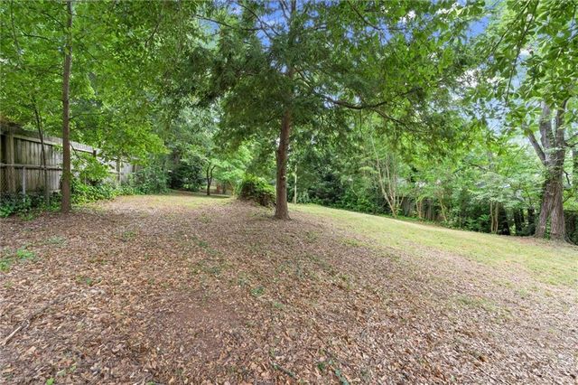 1414 Hawthorne Avenue SE, Smyrna, GA 30080