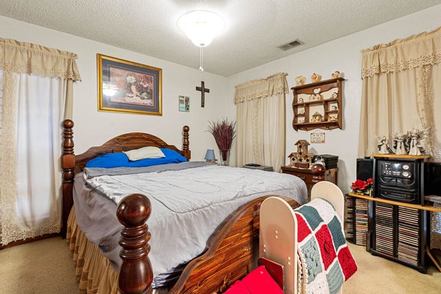 4137 E County Road 368, Henderson, TX 75654