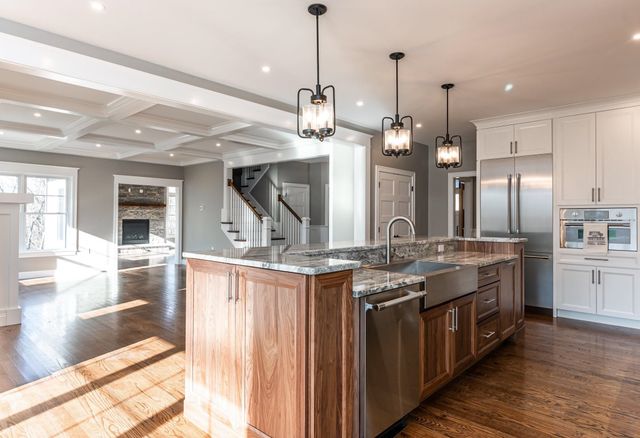 22 Hilliard Road, Kensington, NH 03833