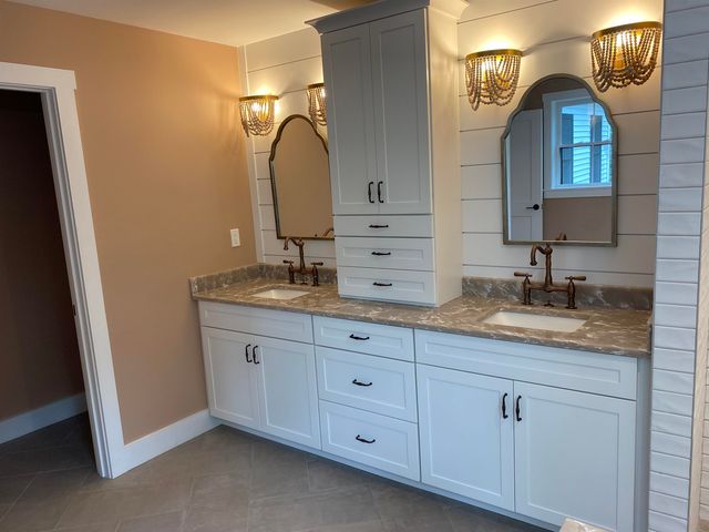 22 Hilliard Road, Kensington, NH 03833