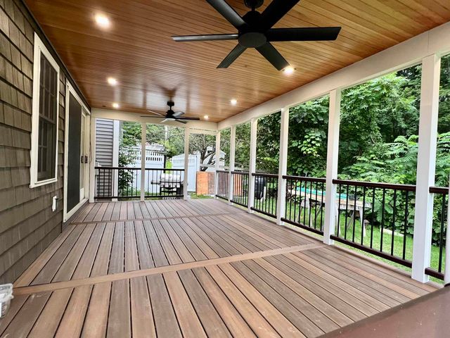 22 Hilliard Road, Kensington, NH 03833