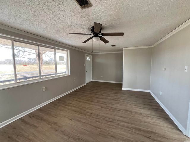 1957 Hwy 236 E, Lonoke, AR 72086