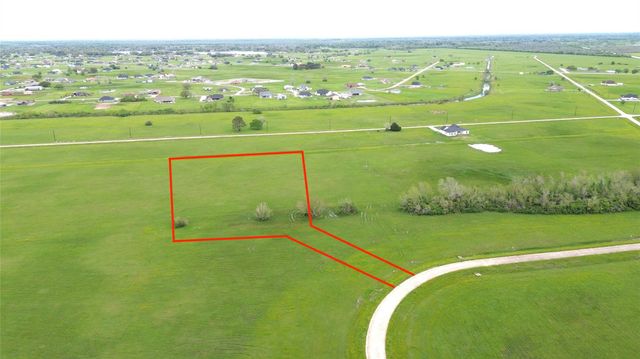504 Brahman Trail, Angleton, TX 77515