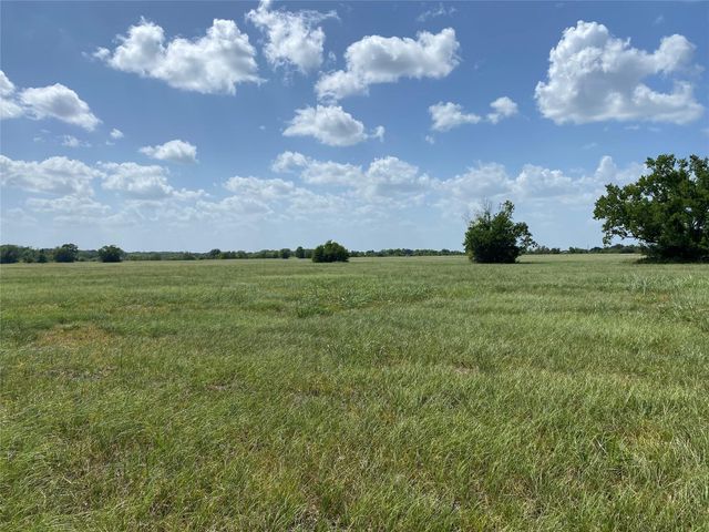 504 Brahman Trail, Angleton, TX 77515