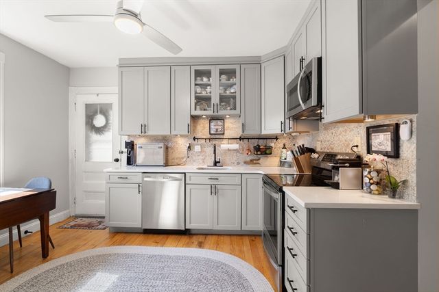 15 Lynde St 1, Salem, MA 01970