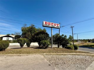 1001 Vine Street, Brownwood, TX 76801