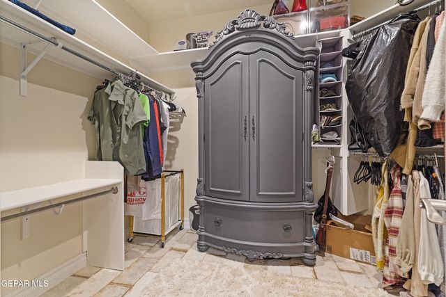 6054 VIA DE LOS ARBOLES, El Paso, TX 79932