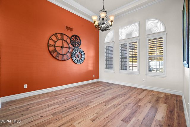 6054 VIA DE LOS ARBOLES, El Paso, TX 79932