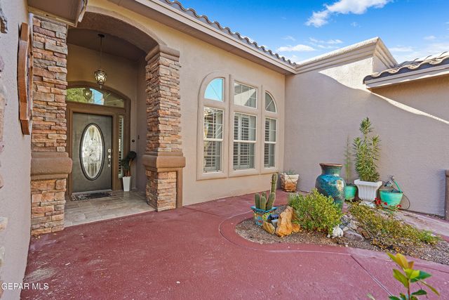 6054 VIA DE LOS ARBOLES, El Paso, TX 79932