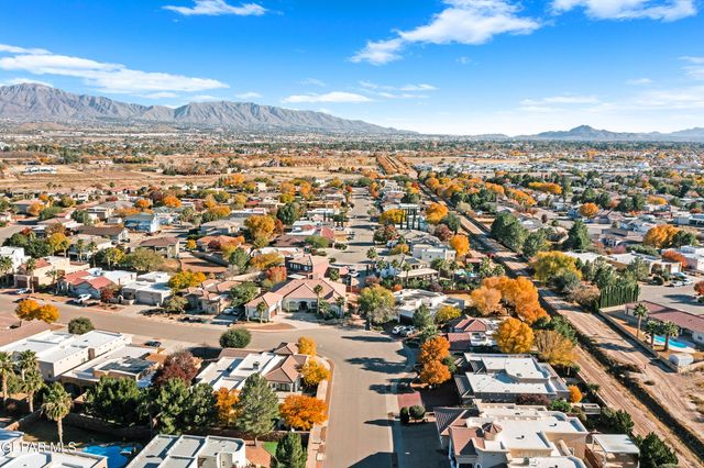 6054 VIA DE LOS ARBOLES, El Paso, TX 79932