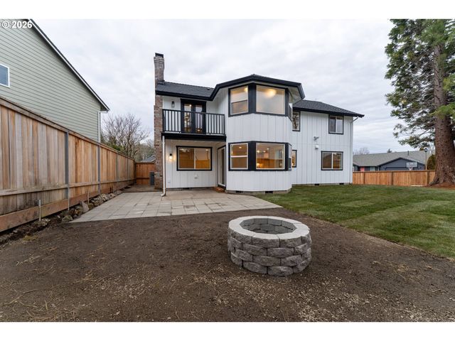 3670 Nw 163RD Ter, Beaverton, OR 97006