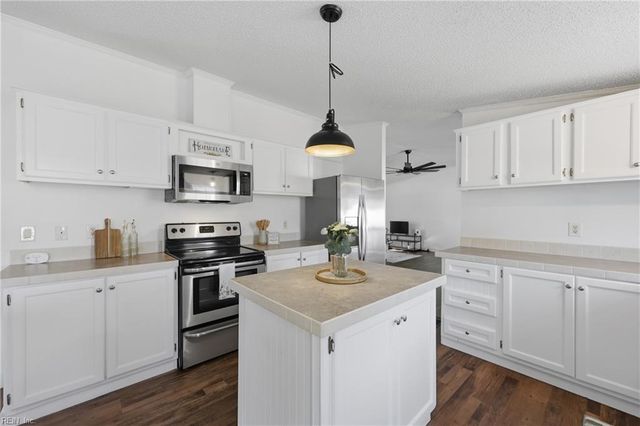 204 Katies TRL, Elizabeth City, NC 27909