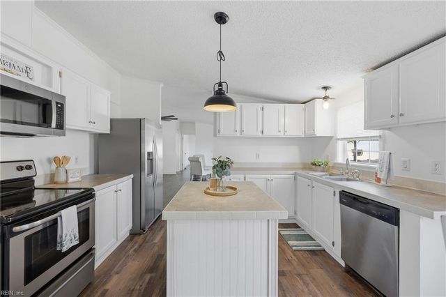 204 Katies TRL, Elizabeth City, NC 27909
