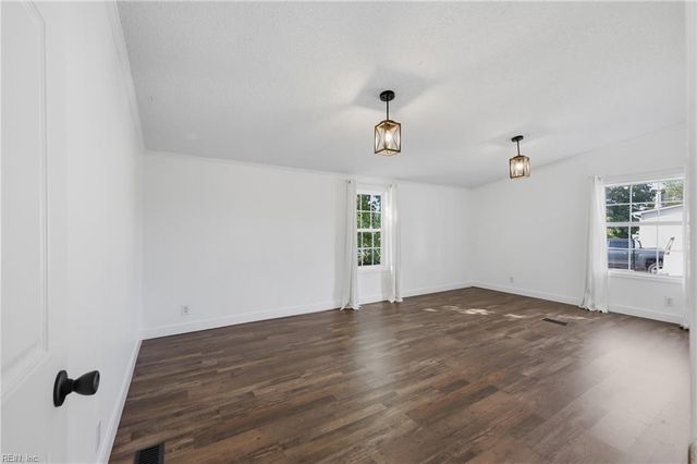 204 Katies TRL, Elizabeth City, NC 27909