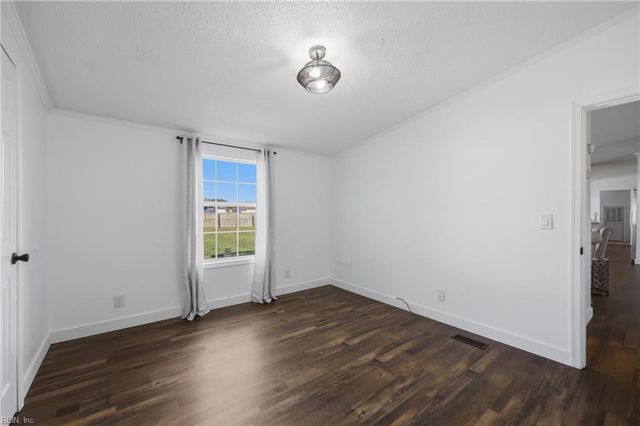 204 Katies TRL, Elizabeth City, NC 27909