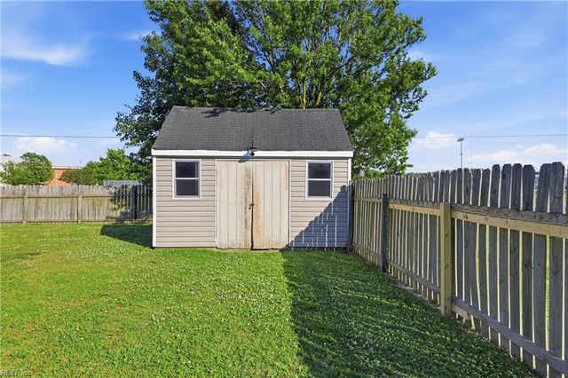 204 Katies TRL, Elizabeth City, NC 27909