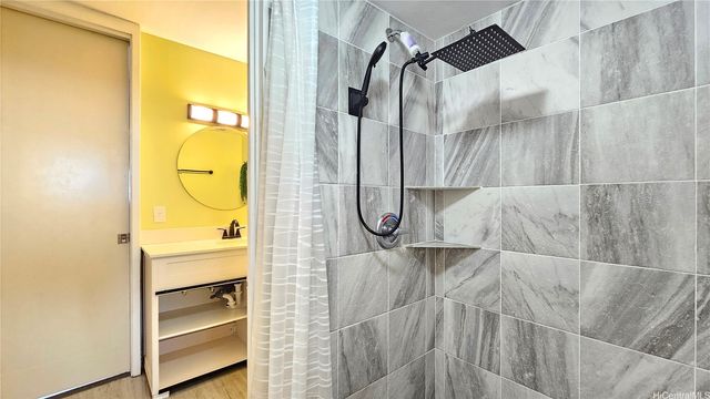 1676 Ala Moana Boulevard 103, Honolulu, HI 96815