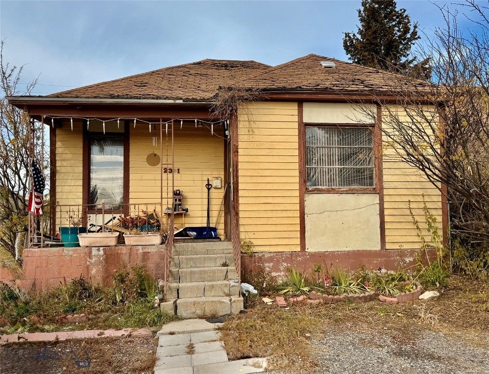 2301 Walnut, Butte, MT 59701