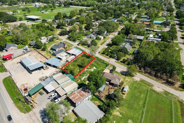 4630 Fair Hill Avenue, Fresno, TX 77545