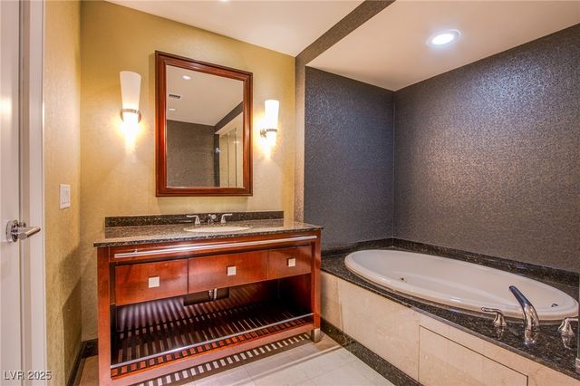 2700 Las Vegas Boulevard 2702, Las Vegas, NV 89109