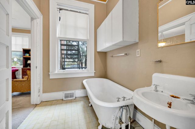 902 Maple Street, Columbia, SC 29205