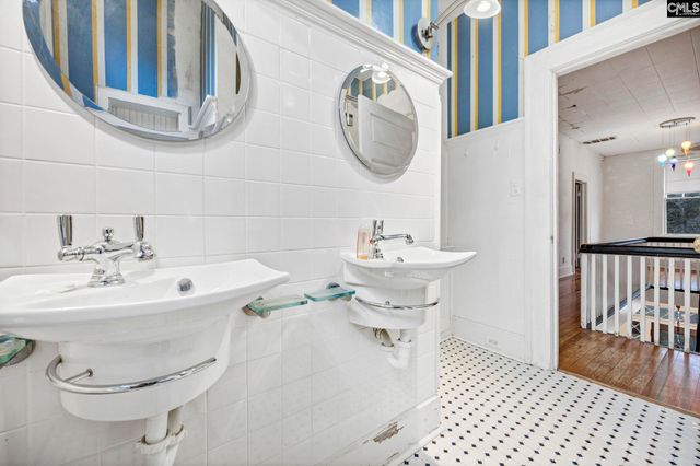 902 Maple Street, Columbia, SC 29205