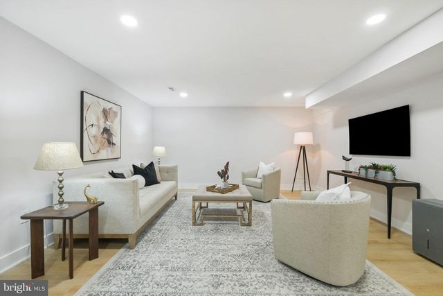 1205 BURTON ST, Silver Spring, MD 20910