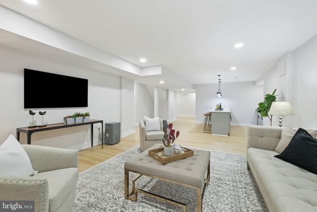 1205 BURTON ST, Silver Spring, MD 20910