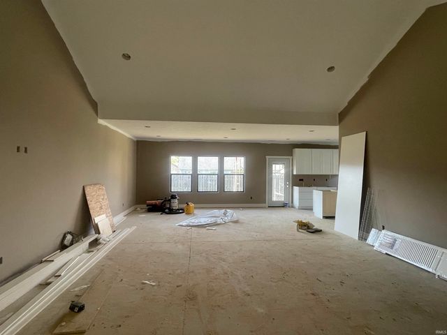 2540 Chrystal Woods Drive, Kokomo, IN 46901