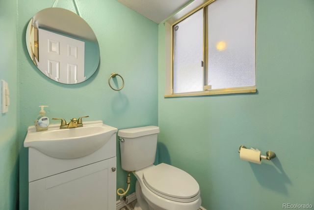 3020 S Xeric Court, Denver, CO 80231