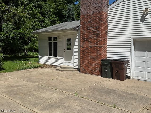 8094 Rolling Brook Road, Northfield, OH 44067
