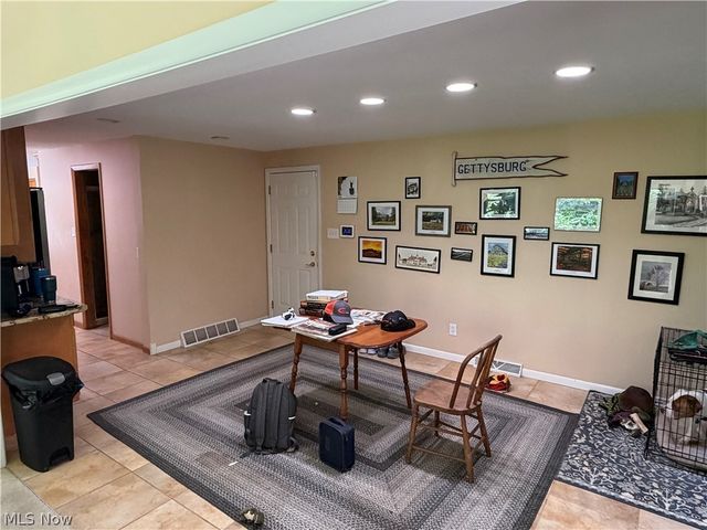 8094 Rolling Brook Road, Northfield, OH 44067