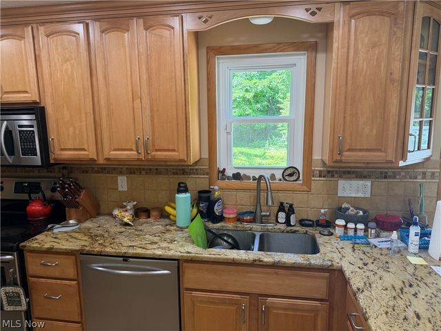 8094 Rolling Brook Road, Northfield, OH 44067