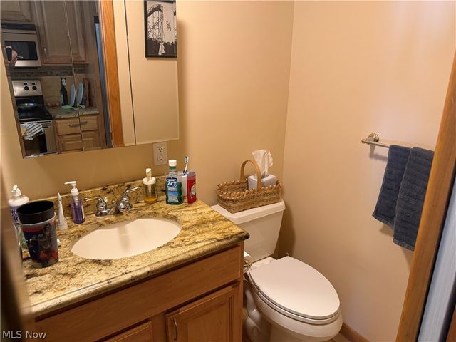 8094 Rolling Brook Road, Northfield, OH 44067