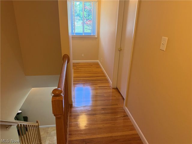 8094 Rolling Brook Road, Northfield, OH 44067