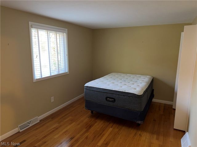 8094 Rolling Brook Road, Northfield, OH 44067