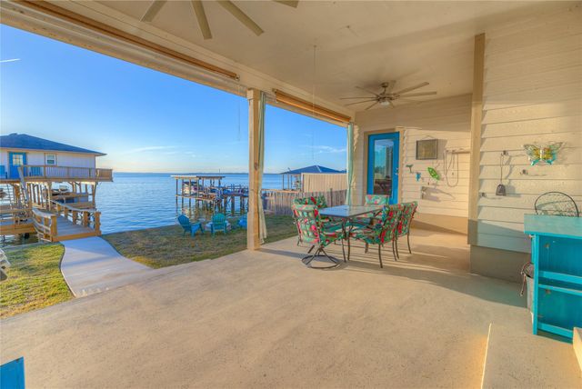 200 Little Dove, Livingston, TX 77351