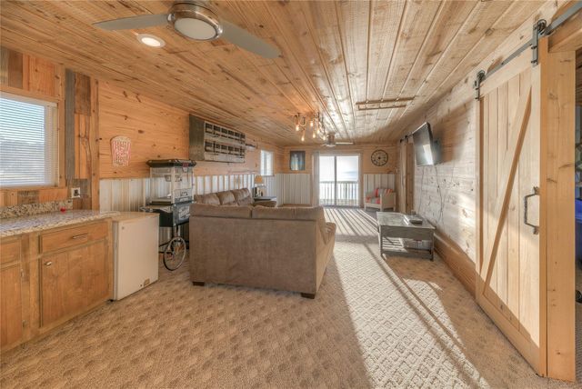 200 Little Dove, Livingston, TX 77351