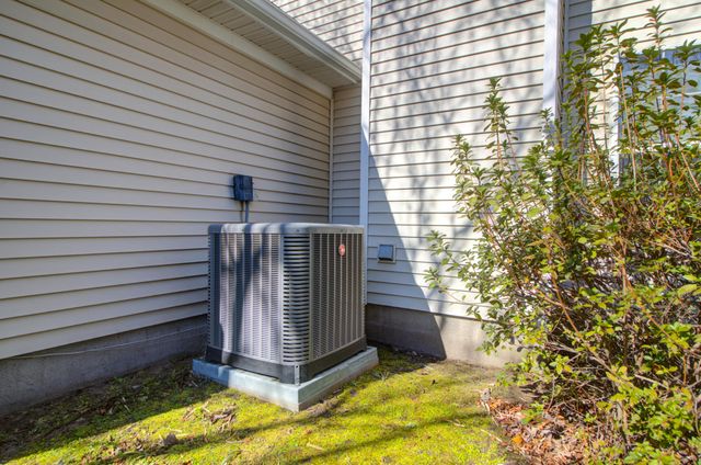 4084 Laurelwood Drive, Charleston, SC 29414