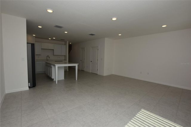 3905 ACADEMIA AVENUE, Lakeland, FL 33803
