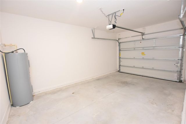 3905 ACADEMIA AVENUE, Lakeland, FL 33803