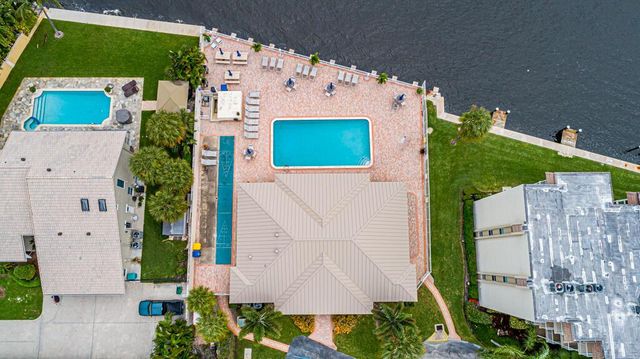 646 Snug Harbor Drive H301, Boynton Beach, FL 33435