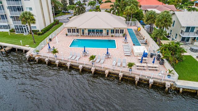 646 Snug Harbor Drive H301, Boynton Beach, FL 33435