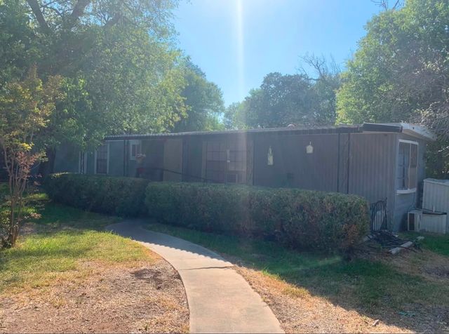 6099 rolling meadow, Fort Worth, TX 76135