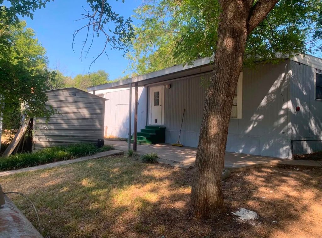 6099 rolling meadow, Fort Worth, TX 76135
