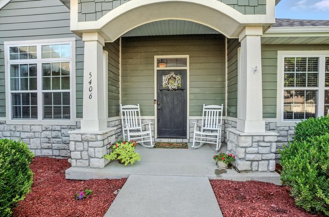 5406 STEEPLECHASE DR, Columbia, MO 65203