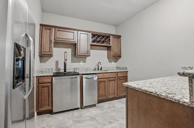5406 STEEPLECHASE DR, Columbia, MO 65203