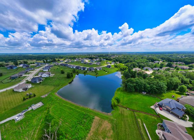 5406 STEEPLECHASE DR, Columbia, MO 65203