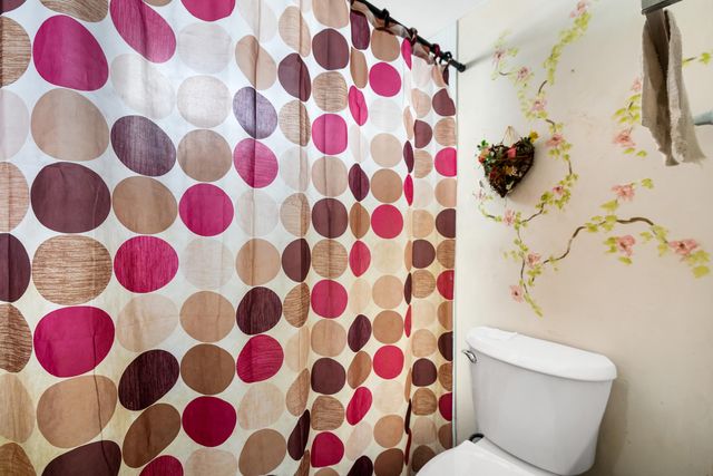 4050 NW 42nd Avenue 215, Lauderdale Lakes, FL 33319