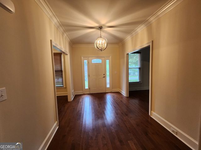 270 South Shore Drive, Newnan, GA 30263